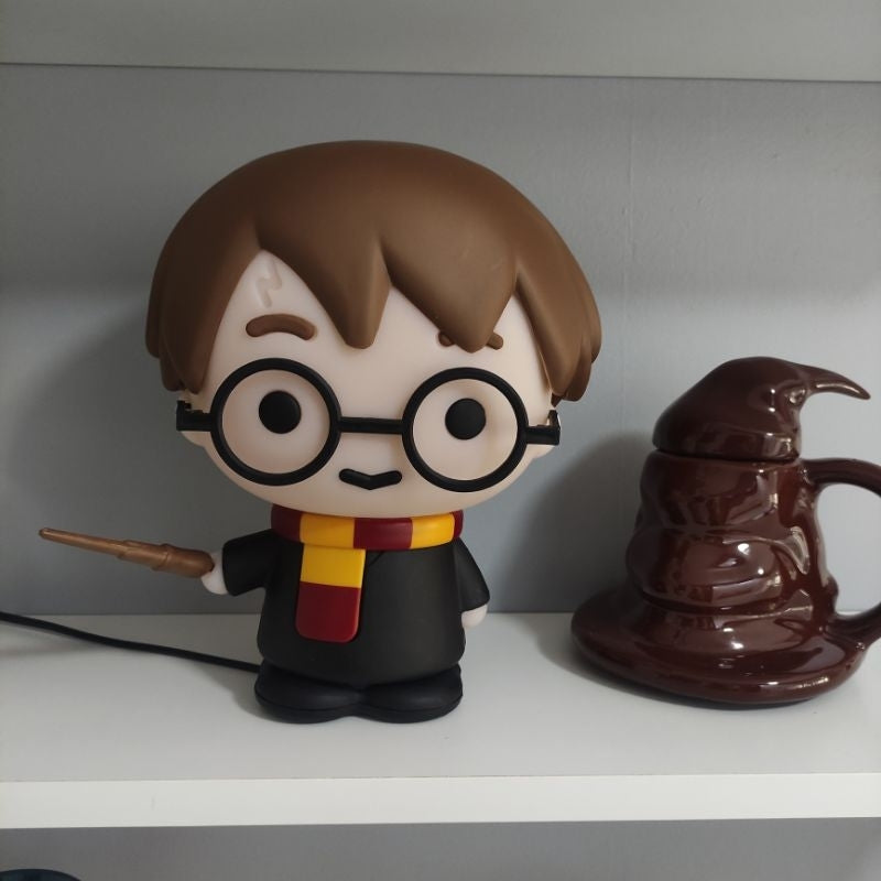 LUMINÁRIA NERD HARRY POTTER PRODUTO LICENCIADO DISNEY BI-VOLT