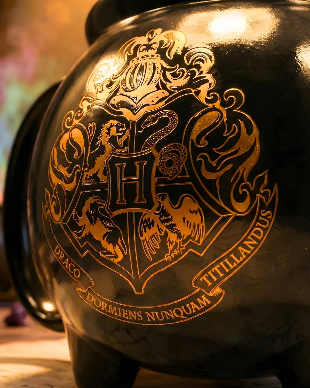 CANECA HARRY POTTER CALDEIRÃO HOGWARTS 3D PREMIUM 500ML